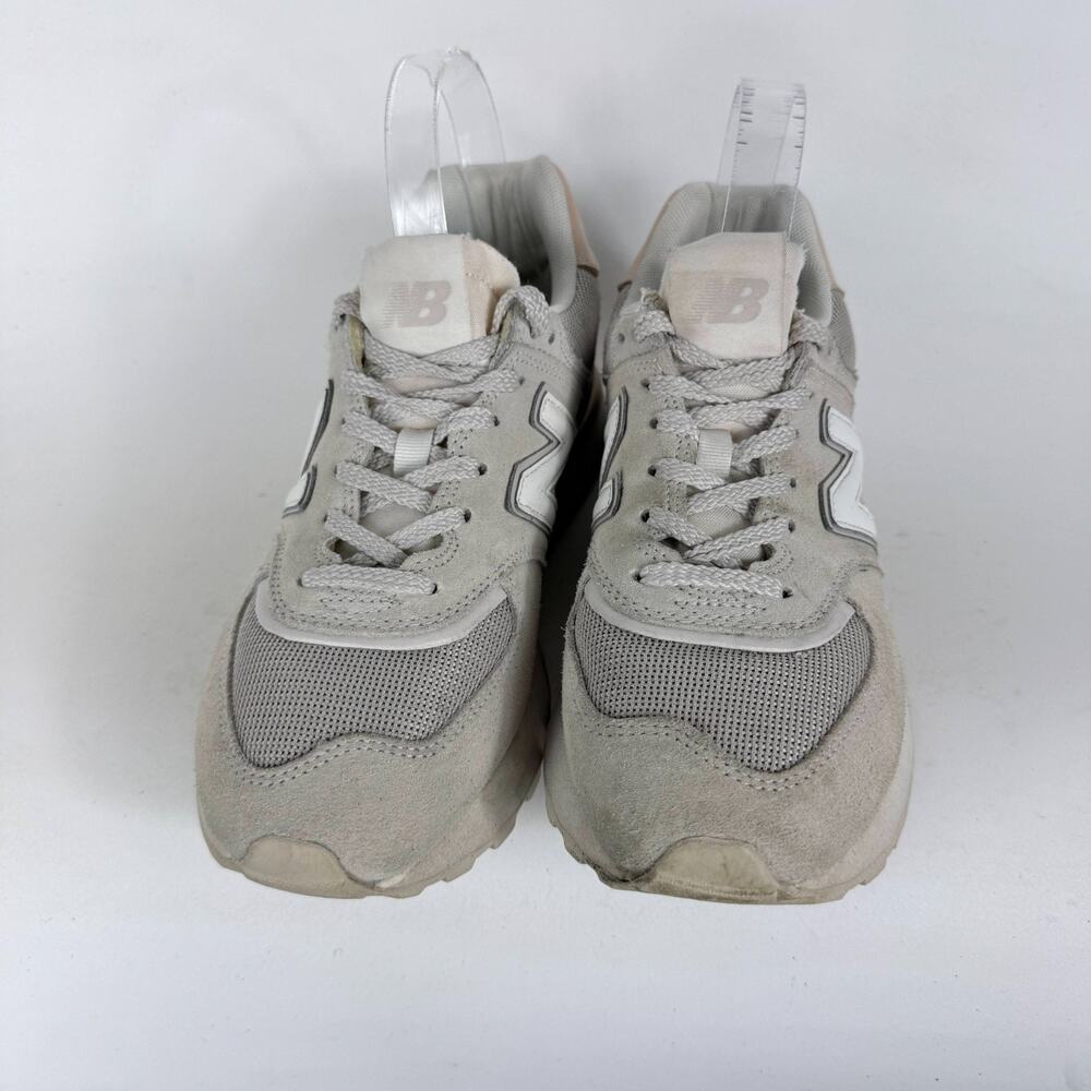 New Balance 574 Athletic Sneakers Women's 8.5 Legacy Cream Low Top Classic Shoes - Picture 4 of 10
